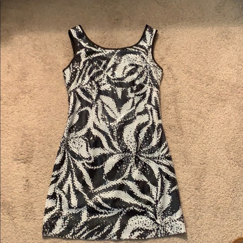 Lilly Pulitzer Sneak a Peek! B&W Sequin Dress
